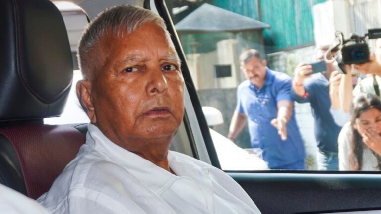 लालू को झटका, SC ने ट्रायल रोकने से किया इनकार