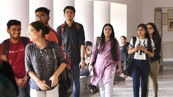 भारत की उच्च शिक्षा प्रणाली: विस्तार में समझ, चुनौतियाँ और भविष्य की दिशा