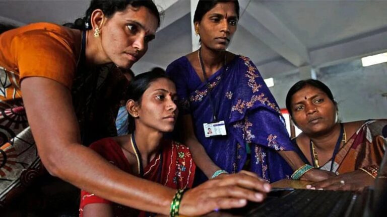 जब महिलाएं नेतृत्व करें, तब क्रांति केवल संभावना नहीं, हकीकत बनती है