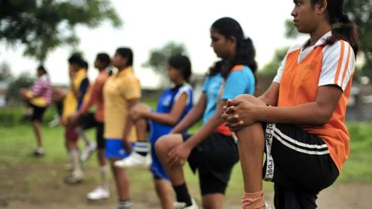 खेलों पर केंद्र की पकड़: राष्ट्रीय हित में अंतरराष्ट्रीय भागीदारी पर लगेगी रोक