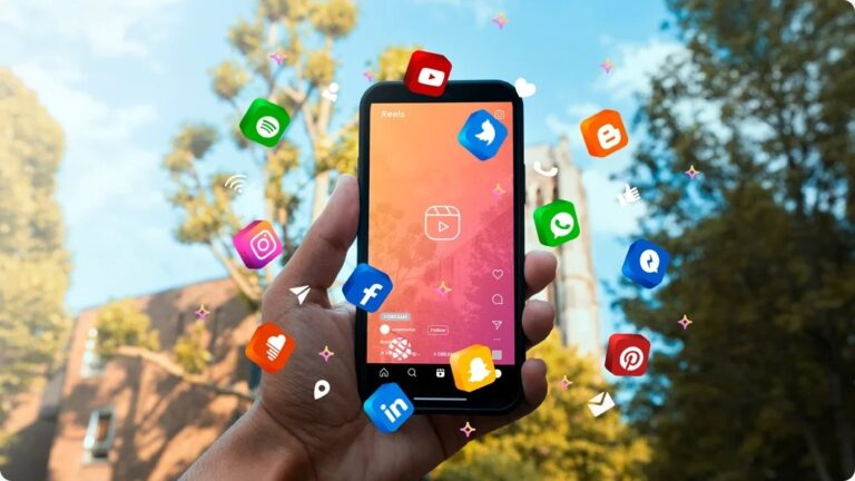 डिजिटल दुनिया में युवा: रील्स की दुनिया या रियल लाइफ की तैयारी?