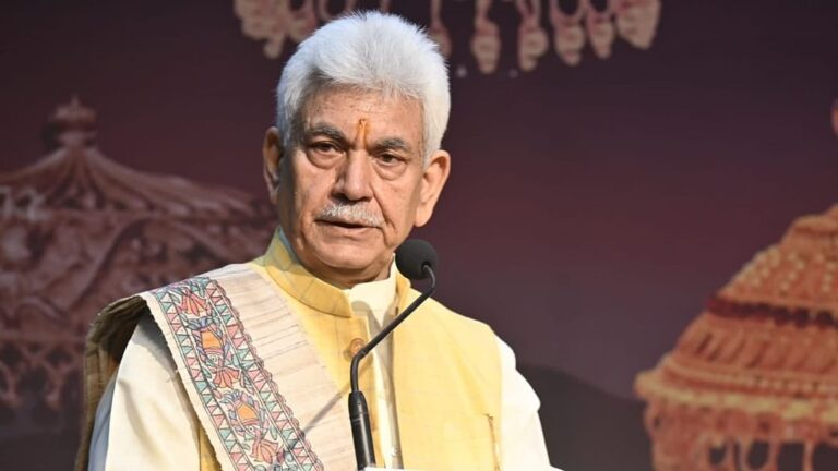 कश्मीर अब पत्थरों का नहीं, प्रगति की परियोजनाओं का प्रतीक बन रहा है: उपराज्यपाल मनोज सिन्हा