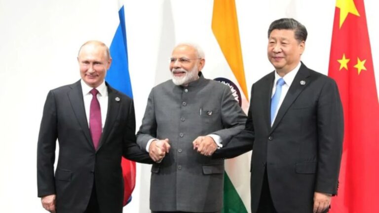 भारत ने रूस-भारत-चीन (RIC) त्रिपक्षीय ढांचे की पुनर्बहाली पर अपनाया सतर्क रुख, भूराजनीतिक संतुलन की रणनीति स्पष्ट