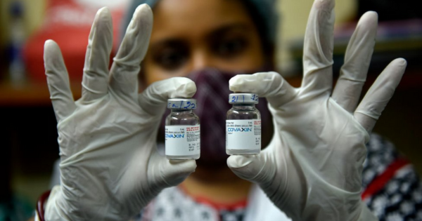 कोविड टीकाकरण का एक साल पूरा