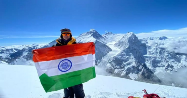 माउंट एवरेस्ट पर सबसे युवा भारतीय महिला