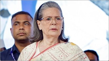 संविधान पर हमला, RSS एजेंडा थोप रही भाजपा : सोनिया गांधी