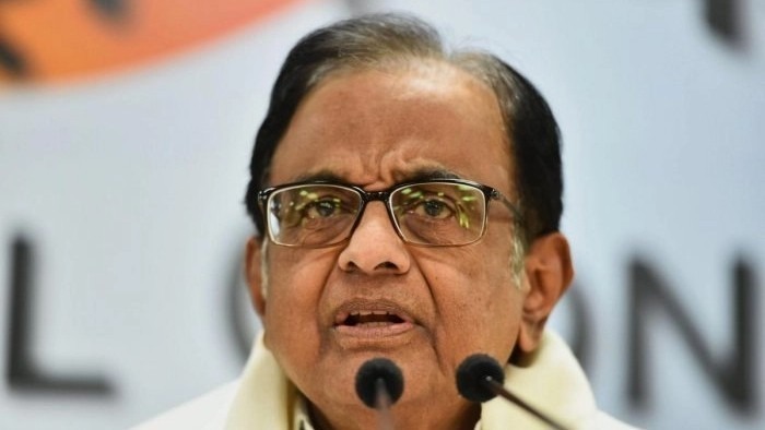 ECI चुनावी प्रक्रिया से कर रहा खिलवाड़, राजनीति और कानूनी लड़ाई जरूरी: चिदंबरम