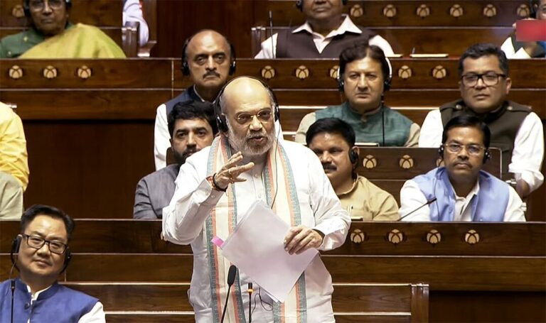 अमित शाह पर बड़ा हमला: विधायक चोरी से लेकर वोट चोरी और अब सीएम चोरी की तैयारी – लोकतंत्र को बना रहे ‘लाठीतंत्र’”