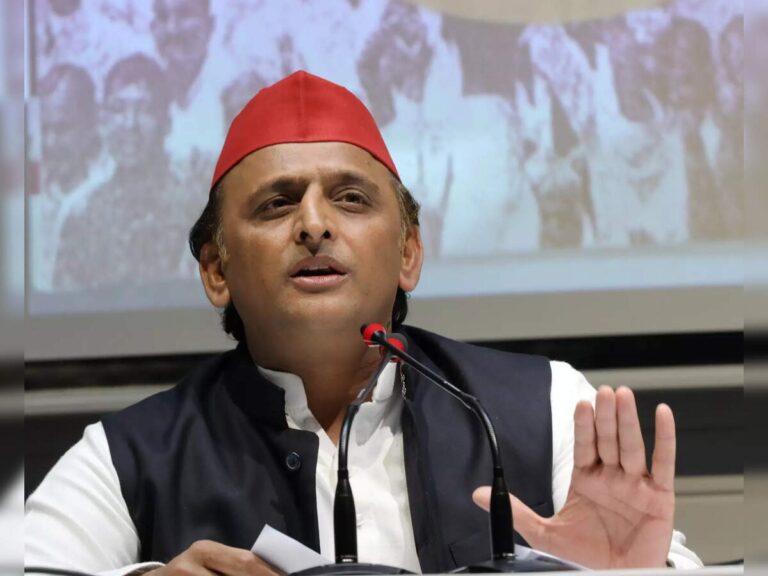 समाजवादी का डिजिटल दांव: ‘सपा टीवी’ यूट्यूब चैनल लॉन्च, हर रात दिखेगा अखिलेश का बुलेटिन