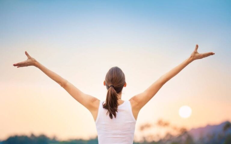 जीवनशैली: आधुनिक जीवन में संतुलन और खुशहाली का मंत्र