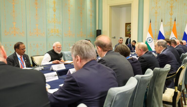 SCO समिट में गरजे मोदी: आतंकवाद पर पाकिस्तान को लताड़, शहबाज बेबस होकर सुनते रह गए
