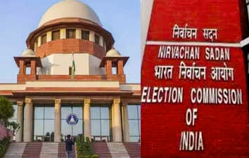 EC को फटकार; आधार कार्ड को पहचान मानना होगा