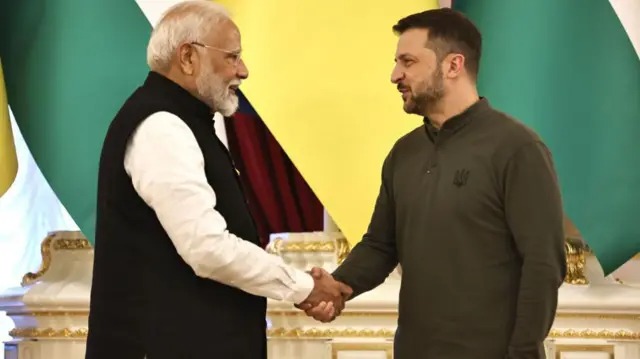 यूक्रेनी राष्ट्रपति ज़ेलेंस्की का बड़ा बयान: “भारत ज़्यादातर हमारे साथ है”