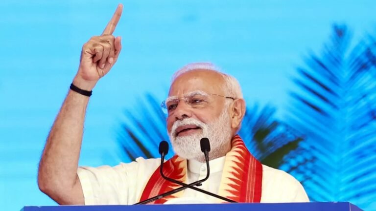 सीमांचल में मोदी का हमला: ‘हर घुसपैठिया बाहर जाएगा’, विपक्ष पर वोटबैंक की राजनीति का आरोप