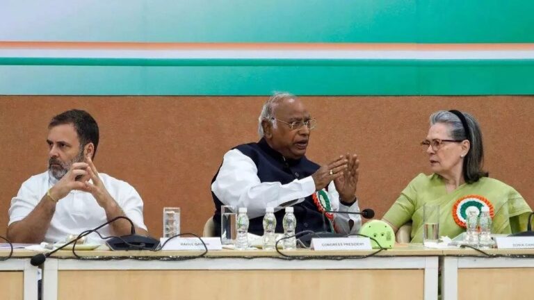 बिहार 2025: पटना से कांग्रेस का मास्टरप्लान, राहुल-सोनिया-खड़गे करेंगे मंथन