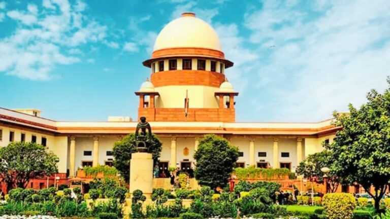 रामलीला रोकने वाले को सुप्रीम कोर्ट की फटकार — पूछा “अब तक कहां थे?”, हाई कोर्ट के आदेश पर भी लगी रोक