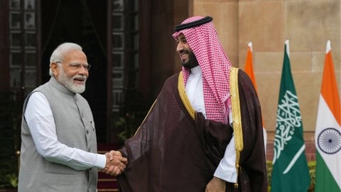 तेल से तराशी तकदीर से विज़न 2030 तक: सऊदी में भारतीय बने विकास और रिश्तों का धड़कता पुल