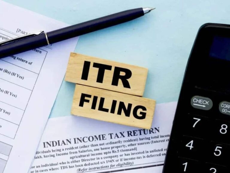 ITR Filing 2025: 15 सितंबर आखिरी तारीख, पोर्टल स्लो होने से करदाता परेशान, क्या बढ़ेगी डेडलाइन?