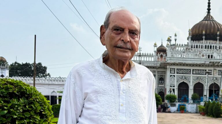 जितनी हम छोड़ दिया करते थे मयख़ाने में, उतनी भी आज मयस्सर नहीं पैमाने में…  वक्त की धूल में खोए उत्तर प्रदेश के राजघरानों की दर्दभरी कहानी