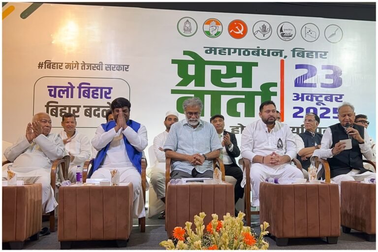 INDIA गठबंधन जनता का आंदोलन है, मोदी का तमाशा नहीं — पवन खेड़ा का बीजेपी पर सीधा और विस्फोटक हमला