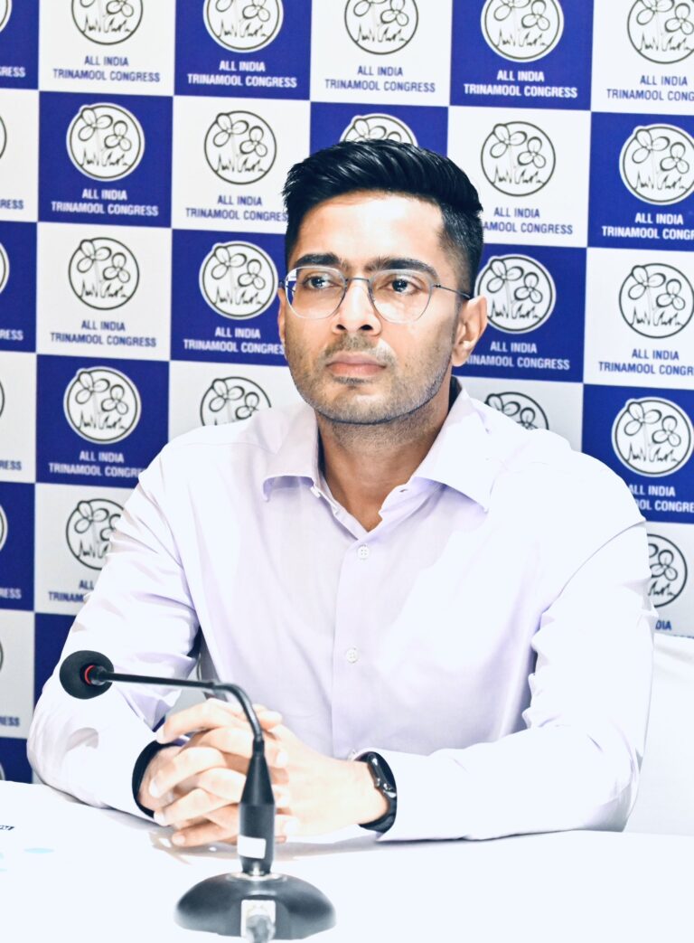 सुप्रीम कोर्ट में बंगाल की ऐतिहासिक जीत: मोदी सरकार की ‘आर्थिक नाकेबंदी’ पर लोकतंत्र का तमाचा — अभिषेक बनर्जी