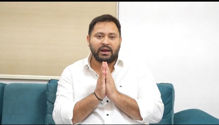 तेजस्वी यादव का छठ संकल्प: ठेकुआ-प्रसाद के साथ बिहार में रोजगार, अब कोई बेटा-बेटी परदेस नहीं जाएगा