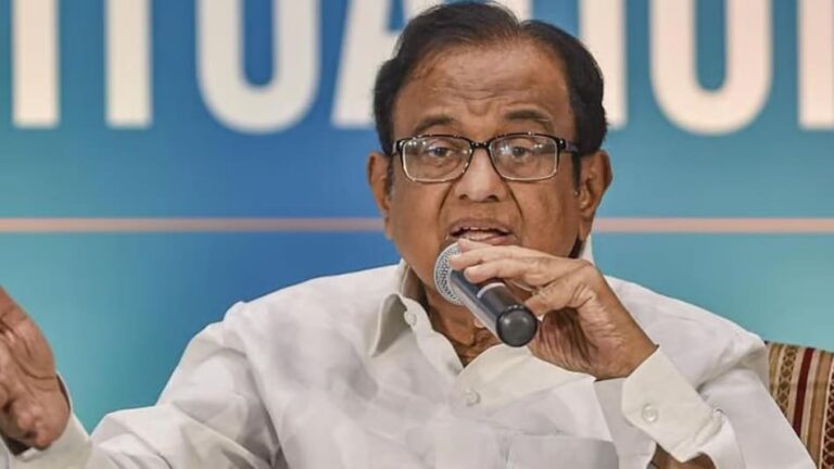 चिदंबरम के बयान से कांग्रेस में तूफ़ान: आलाकमान नाराज़, पुराने नेताओं के विवेक पर सवाल