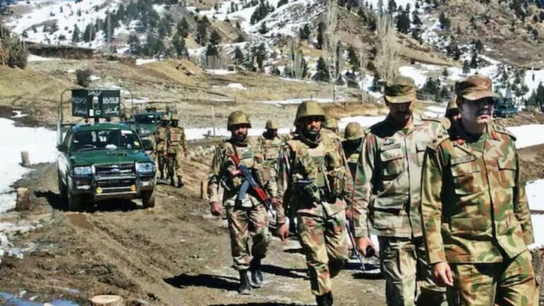 “खैबर में खूनखराबे के बाद गरजी पाक सेना — आतंकवादियों को ‘जेल या जहन्नुम’ की चेतावनी!”