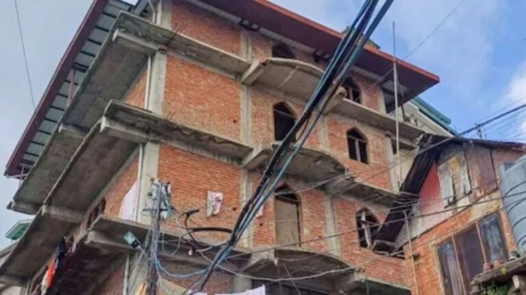 अदालत ने संजौली मस्जिद गिराने का आदेश दिया, वक्फ बोर्ड का दावा खारिज