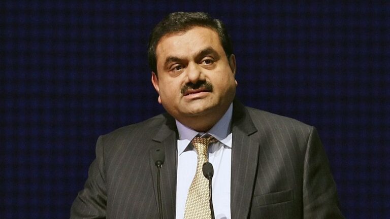 अडानी साम्राज्य का काला सच: रिश्वत, साजिश और सत्ता की छत्रछाया में पला ‘सोलर स्कैम’