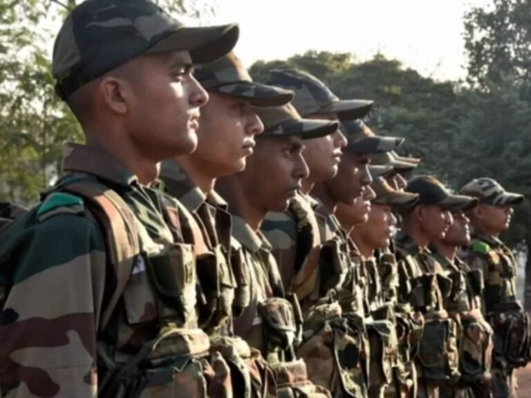 सेना सबकी, अवसर क्यों कुछ के?