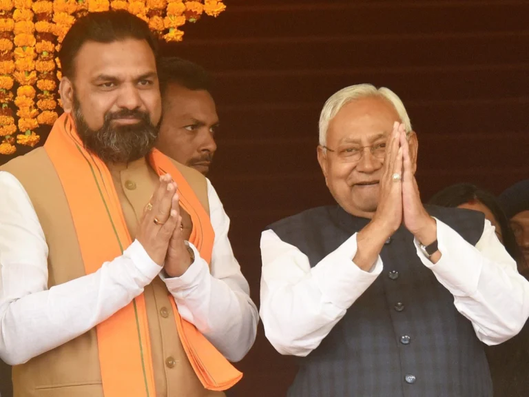 17 साल बाद नीतीश कुमार के हाथ से गया गृह विभाग, सम्राट चौधरी बने नए ‘पावर सेंटर’
