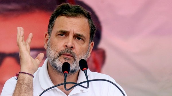 बिहार चुनाव LIVE: राहुल गांधी का वार — वोट चोर मोदी–शाह एक दिन पकड़े जाएंगे