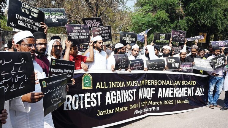 एनडीए के मुस्लिम उम्मीदवारों से वक्फ कानून पर कठिन सवाल — बिहार चुनाव में बना धार्मिक-सामाजिक विमर्श का बड़ा मुद्दा