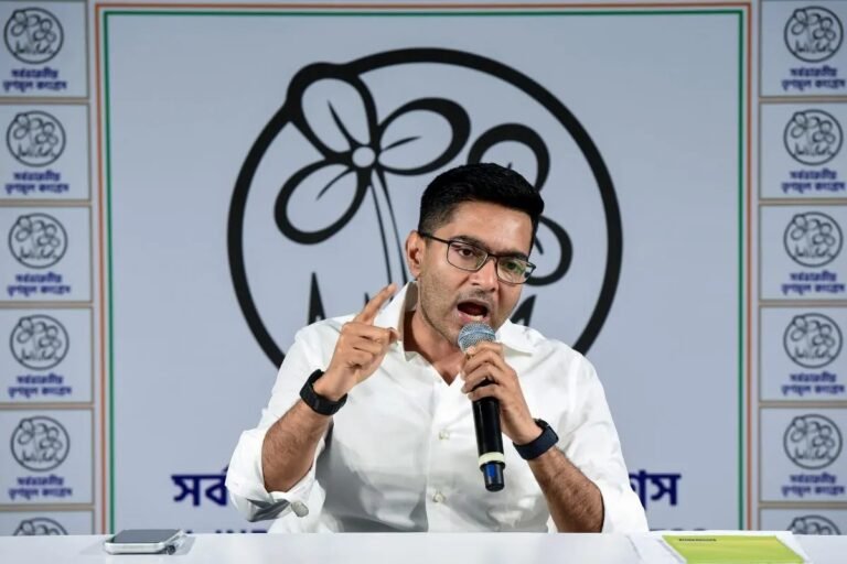 “SIR नहीं, Silent Invisible Rigging : TMC