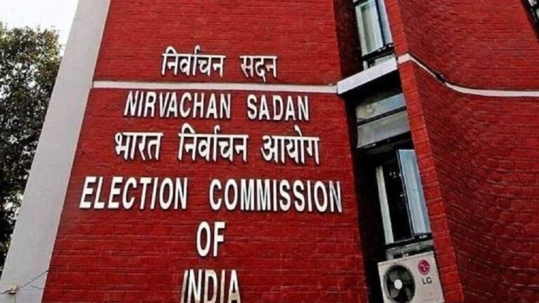 लगातार BLO की मौतों और भारी दबाव के बीच चुनाव आयोग झुका — बढ़ाई SIR की समय सीमा