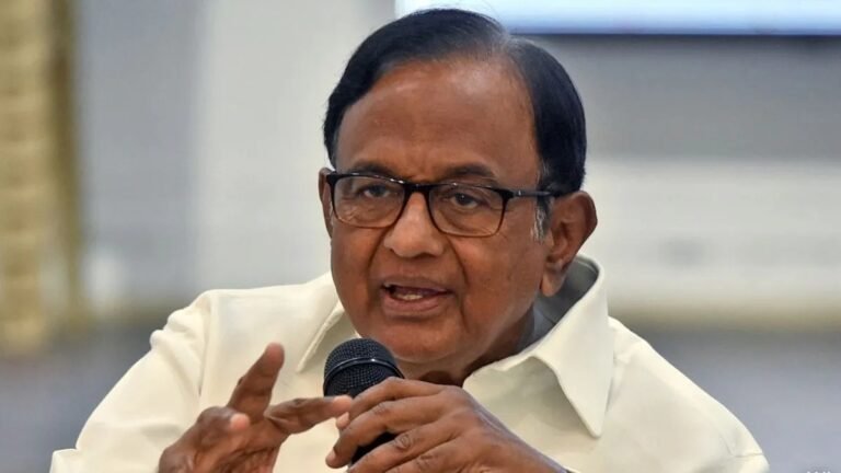 विधेयकों के नाम पर हिंदी थोपने का आरोप: चिदंबरम बोले—75 साल की परंपरा तोड़ना गैर-हिंदी राज्यों का अपमान