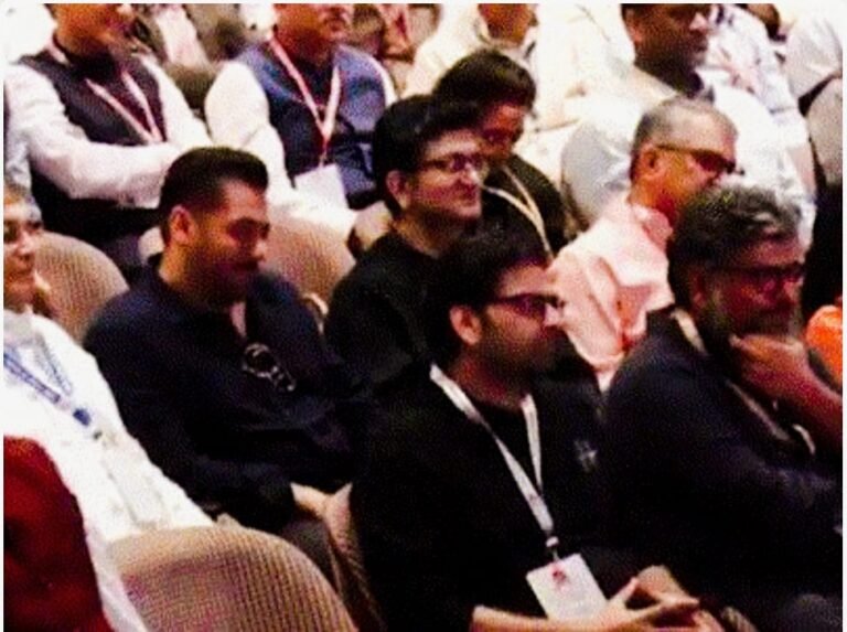 RSS के कार्यक्रम में अक्षय कुमार और विक्की कौशल शामिल, मोहन भागवत बोले—कॉलेज स्टूडेंट्स सलमान खान के फैशन को करते हैं कॉपी