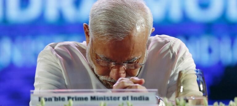 डर की राजनीति ज्यादा, कूटनीति कम!