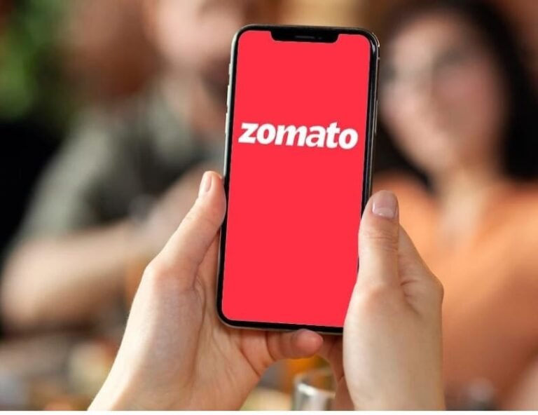Zomato से खाना मंगाना हुआ महंगा: प्लेटफॉर्म फीस में बढ़ोतरी, हर ऑर्डर पर बढ़ा अतिरिक्त बोझ