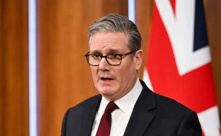 अमेरिका में राजदूत की नियुक्ति पर घमासान : पीएम Keir Starmer पर बढ़ता दबाव, इस्तीफे की मांग