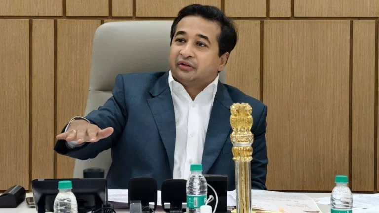 ‘कीचड़ कांड’ में सजा: BJP मंत्री नितेश राणे को 1 महीने की जेल, अदालत ने कहा—जनप्रतिनिधि कानून से ऊपर नहीं