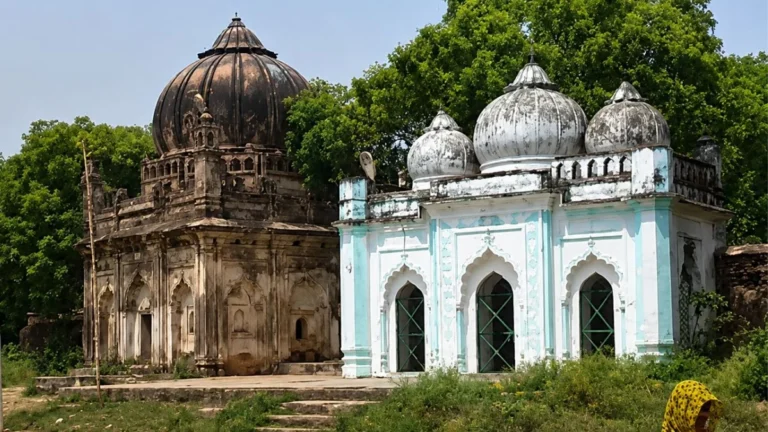 मलिहाबाद किला विवाद: राजा कंस पासी का किला, शिव मंदिर या वक्फ संपत्ति? लखनऊ में क्यों बढ़ा तनाव