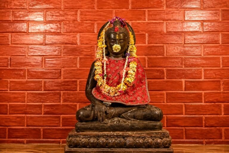 नेपाल में 800 साल पुरानी बुद्ध प्रतिमा की घर वापसी, मंदिर में फिर गूंजे जयकारे