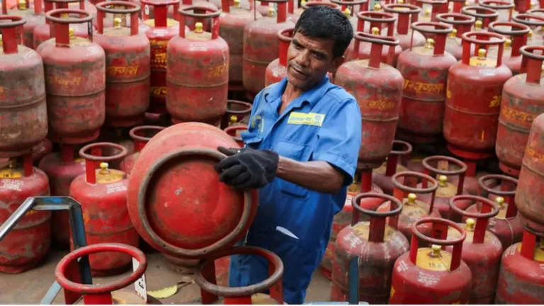 महंगाई का बड़ा झटका: घरेलू LPG सिलेंडर ₹29 महंगा, चार महीने में ₹89 बढ़ी रसोई गैस