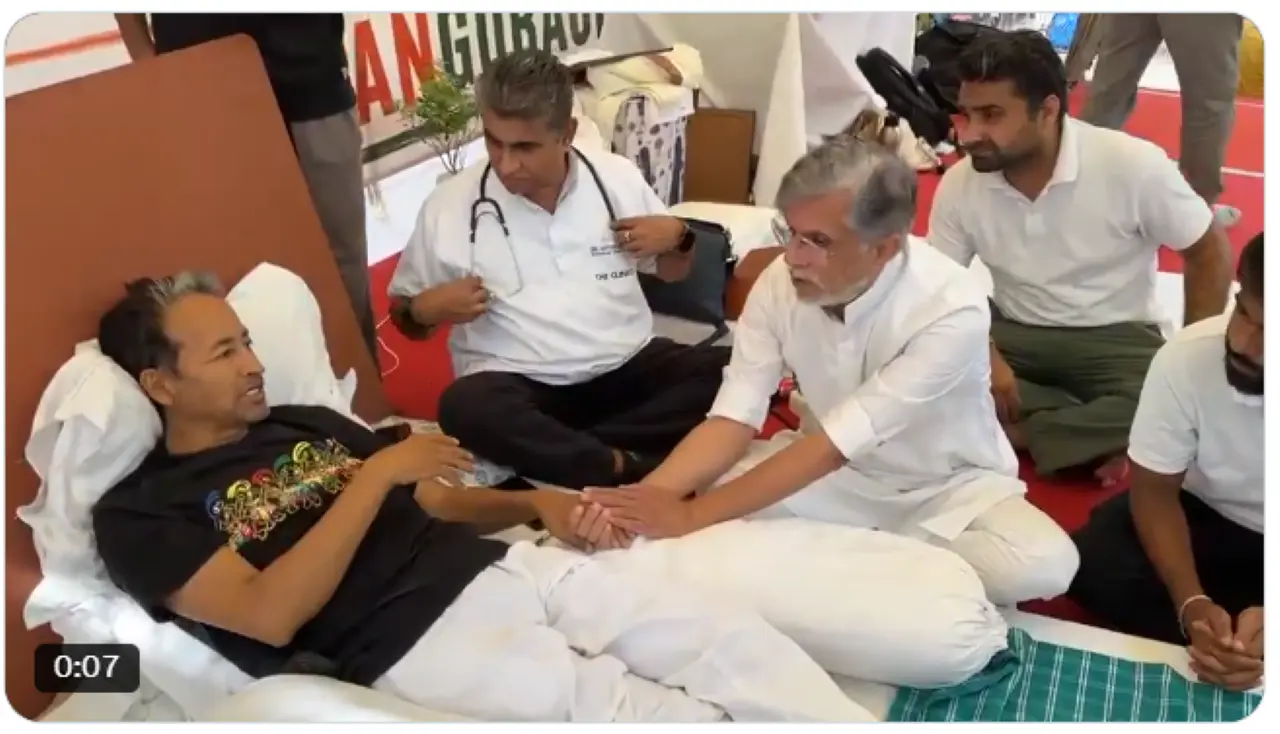 सोनम वांगचुक के समर्थन में विपक्ष एकजुट, NEET मुद्दे पर सरकार को संसद में घेरने की तैयारी