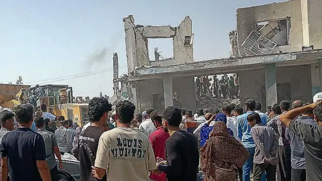 BBC की टीम ने उस स्कूल का दौरा किया, जहां हमले में ईरान के 120 बच्चों की हुई थी मौत