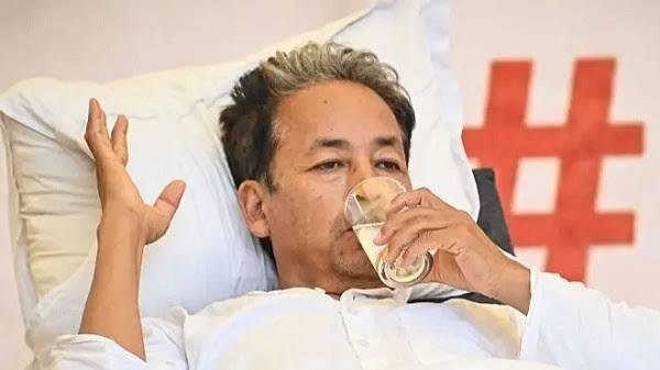 17वें दिन बिगड़ी सोनम वांगचुक की तबीयत, भूख हड़ताल खत्म करने की बढ़ी अपील