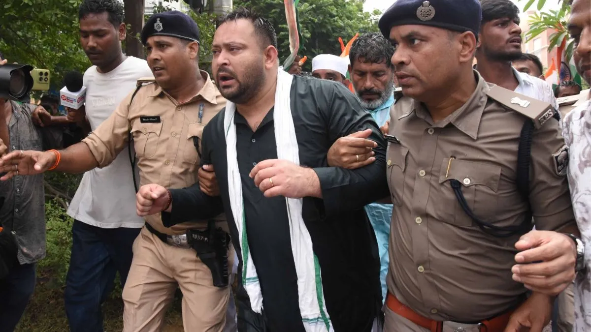 तेजस्वी-मिसा समेत RJD नेताओं को हिरासत, लोक भवन मार्च पर पटना में बवाल