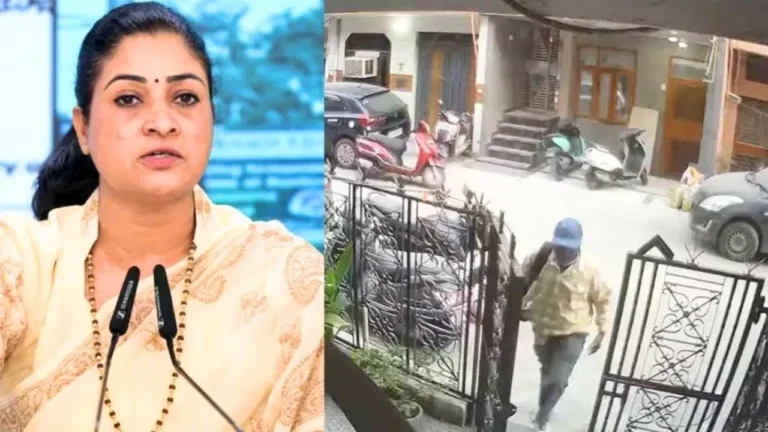 महिला कांग्रेस अध्यक्ष अलका लांबा के 88 वर्षीय पिता के घर चोरी, 3 नकाबपोश CCTV में कैद